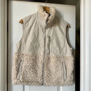 Abercrombie & Fitch Shearling Vest